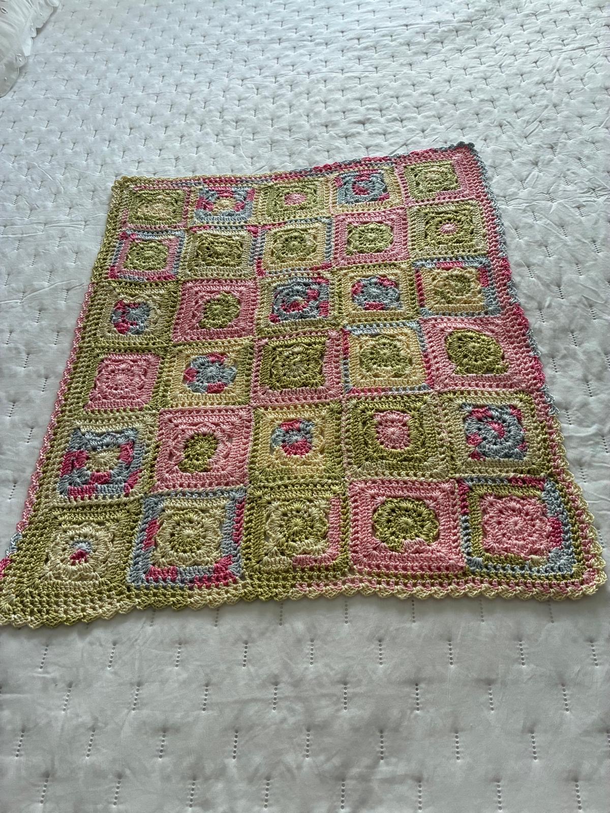Manta Bebé Granny Rosa & Verde — 1